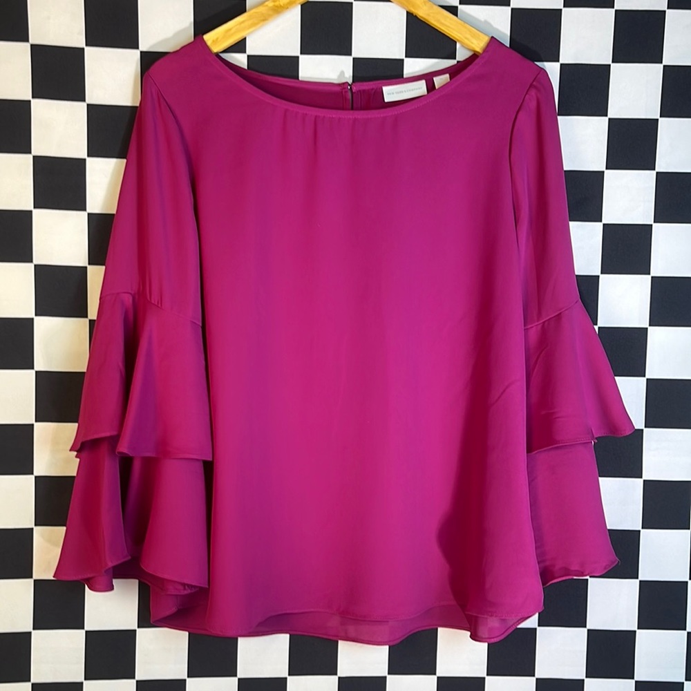 Flare sleeves blouse